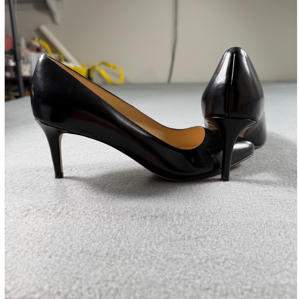 Cole Haan Black Leather Classic Pumps Round Toe Heels Minimalist 7B Professional - Picture 7 of 8